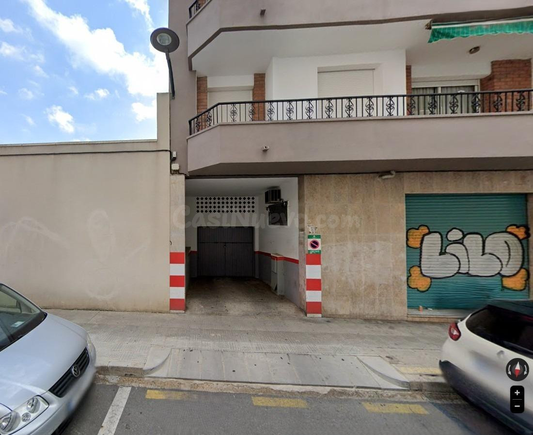 Parking en venta en Calle Jacint Barrau, Reus.