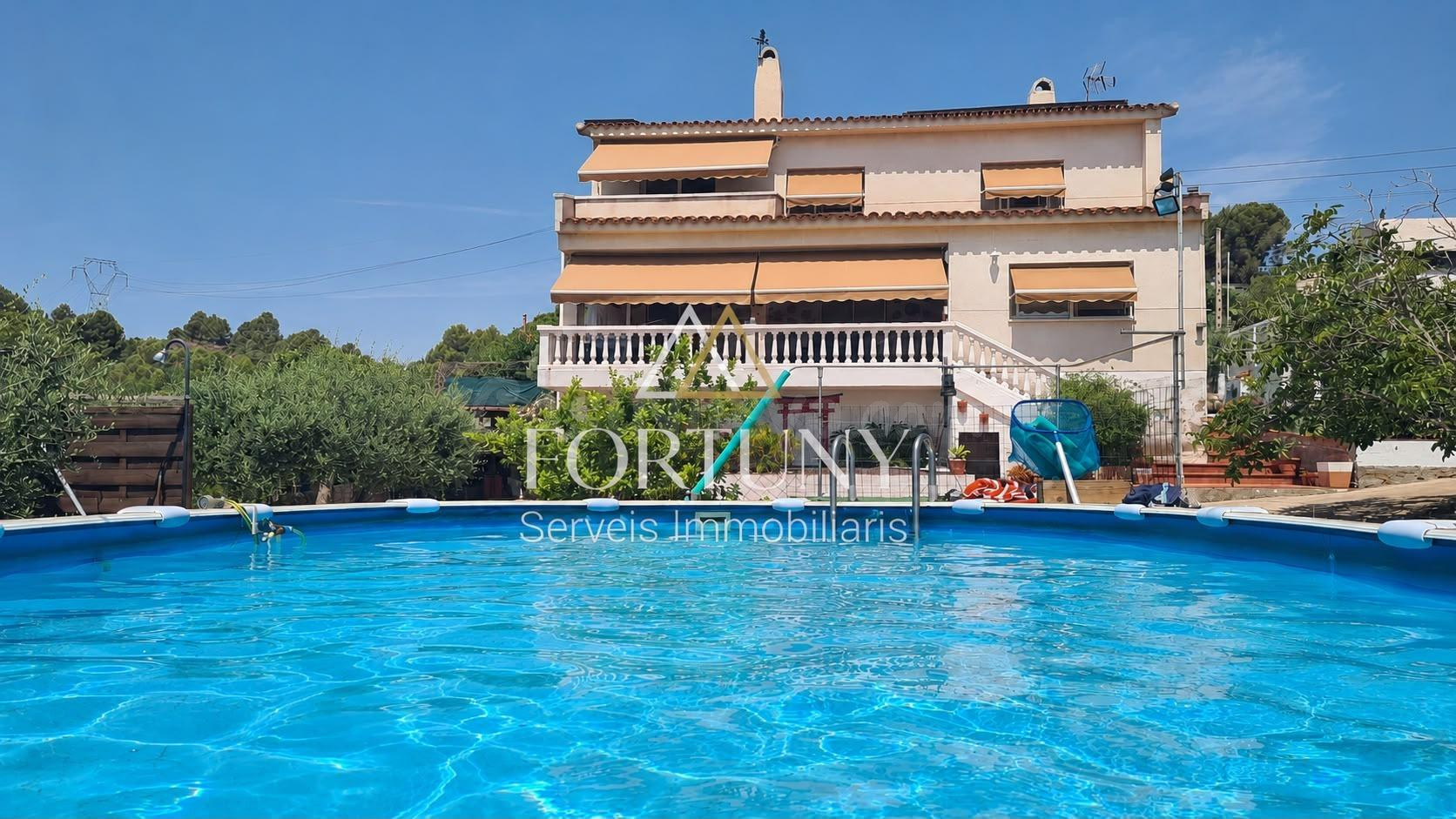 Chalet en venta en Calle Eucaliptus, Castellvell.