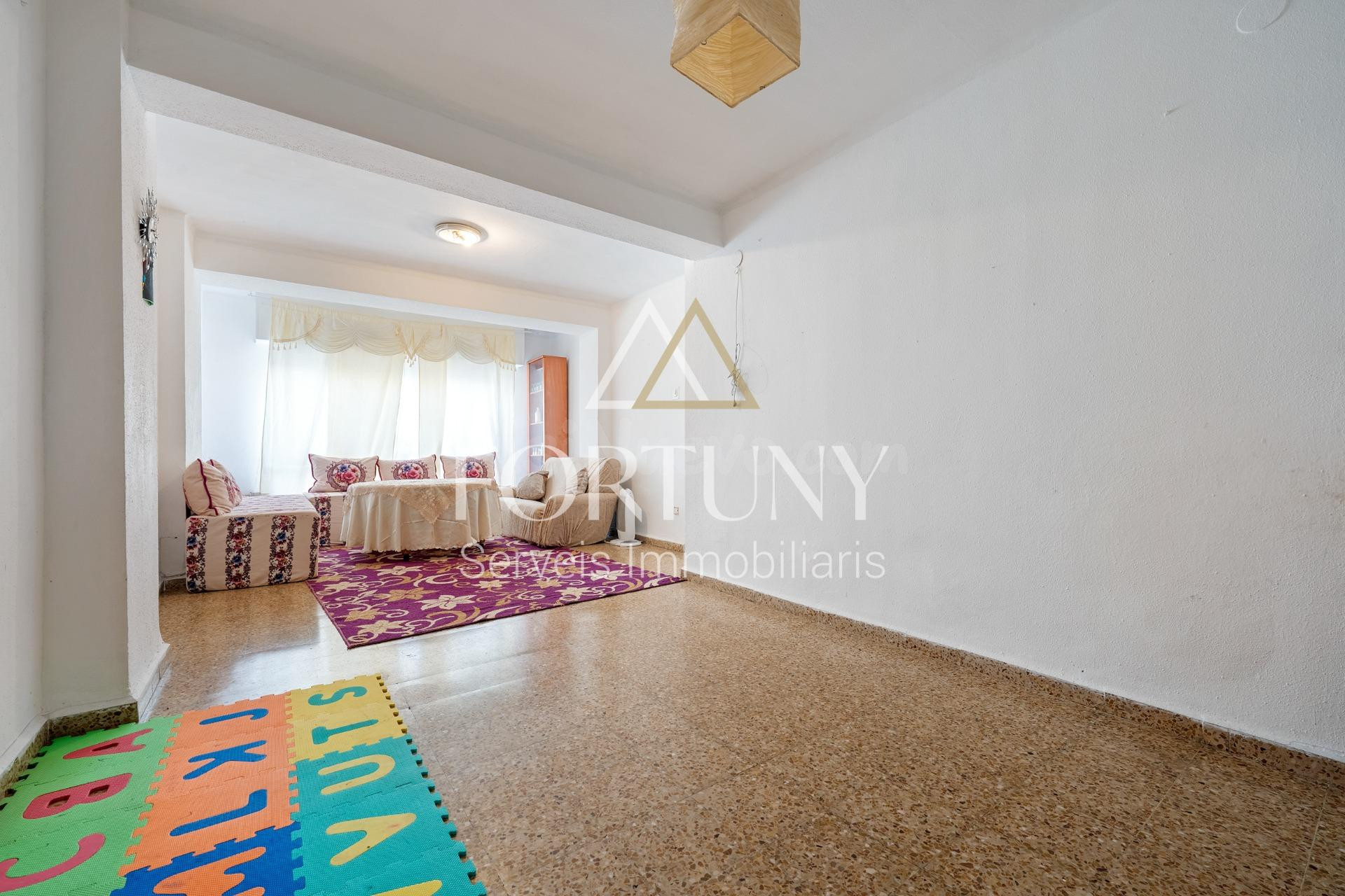 Piso en venta PARA INVERSORES, Calle Jurats en Reus. - foto 3