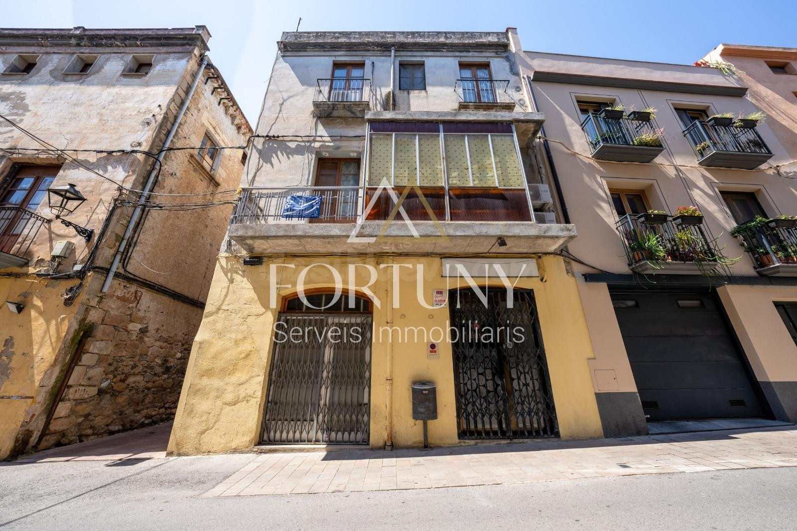Edificio en venta en Pou de la Vila, La selva del Camp.