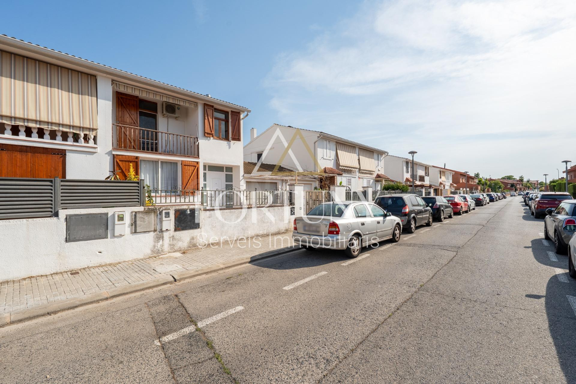 Casa en venta en calle Mora d'ebre, Reus.