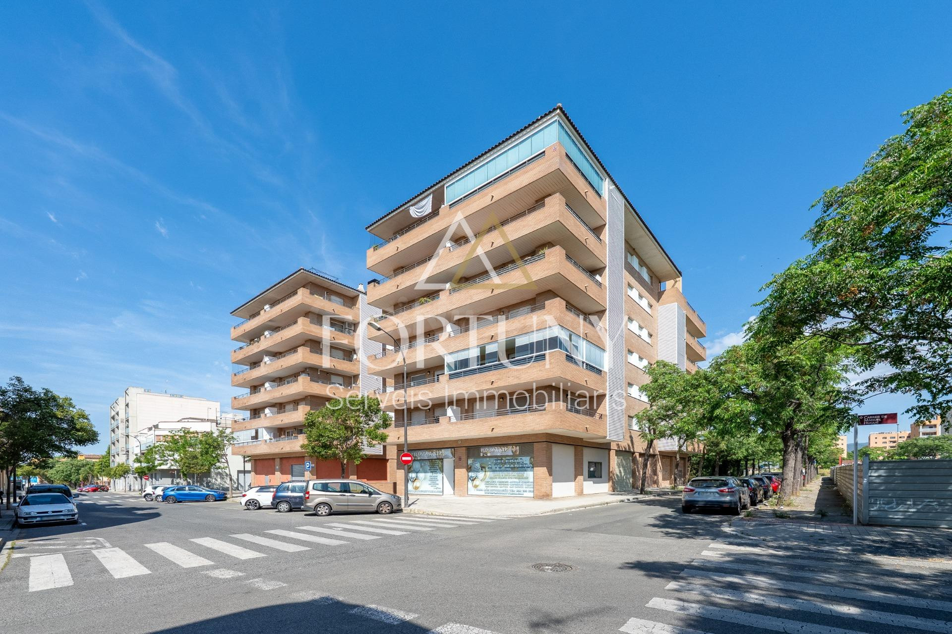 Piso en venta en calle Manuel Hugue, Reus.