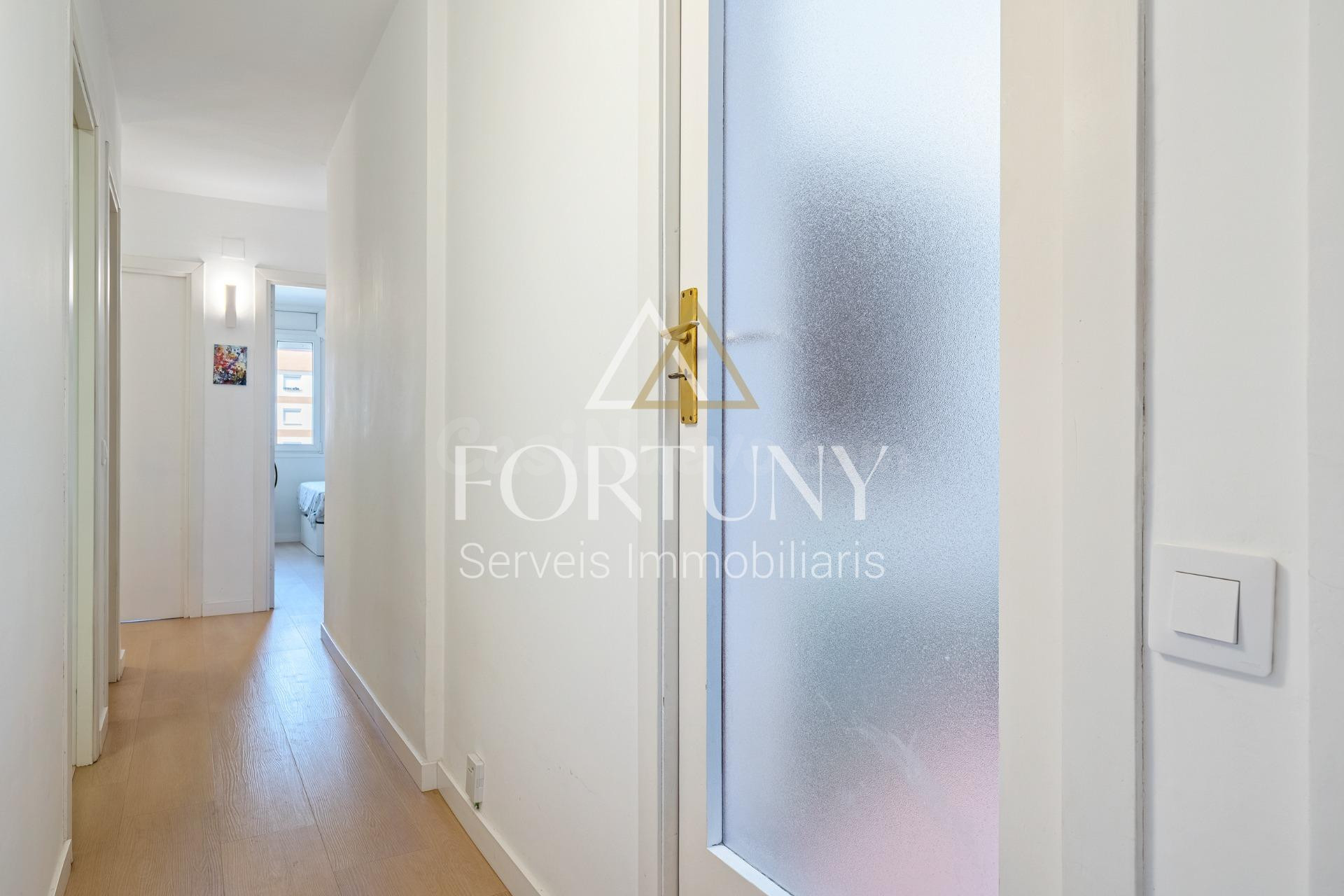 Piso en venta en calle Morell, Reus. - foto 3