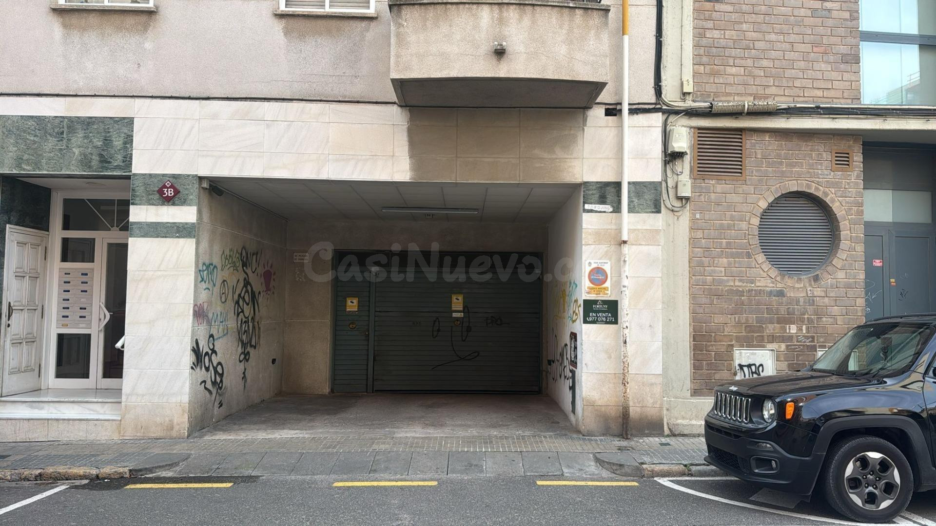 Plaza de aparcamiento en venta en calle Cami de l'aiguanova, Reus.