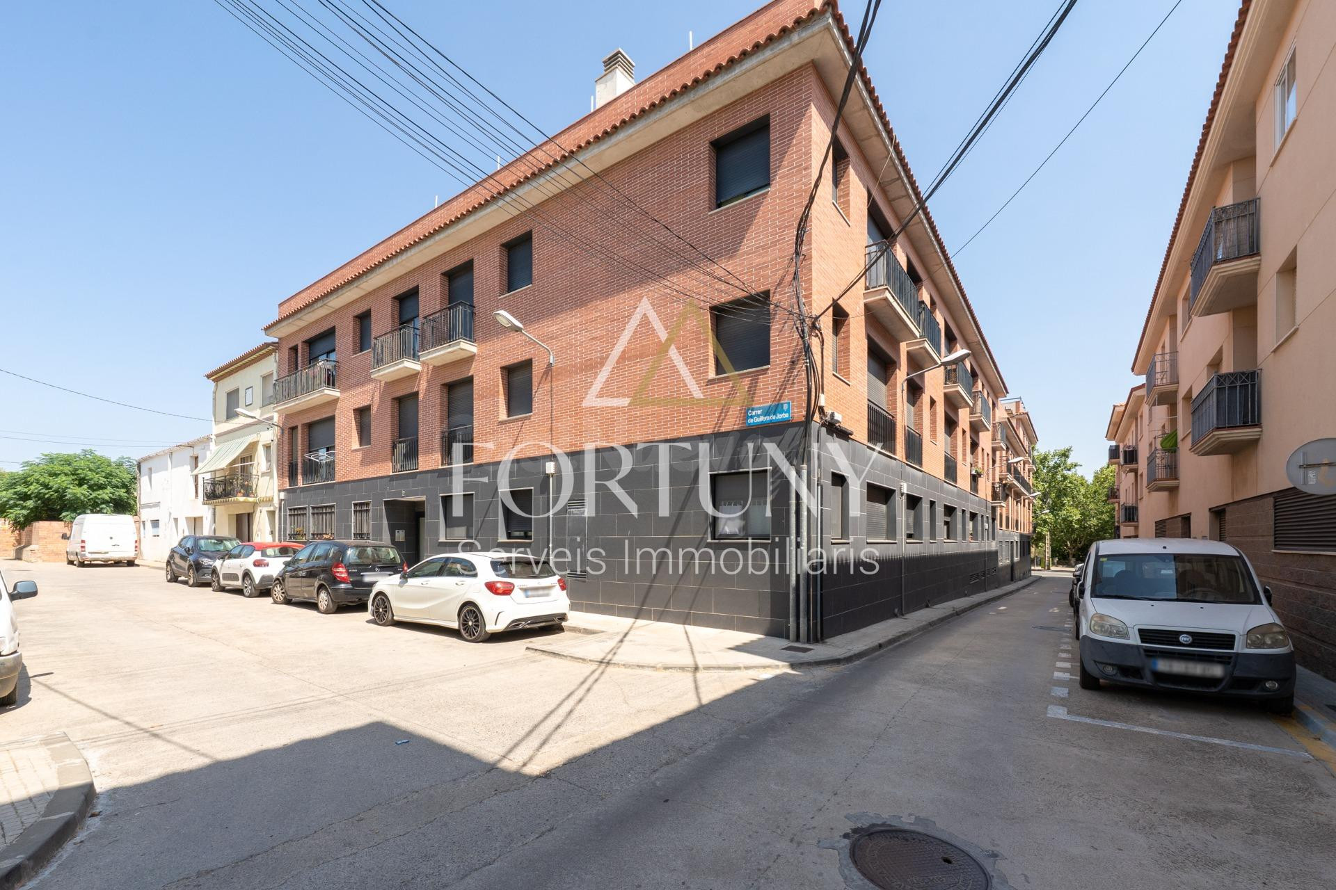 Piso en venta en calle Guillem de Jorba, Montbrio del camp.