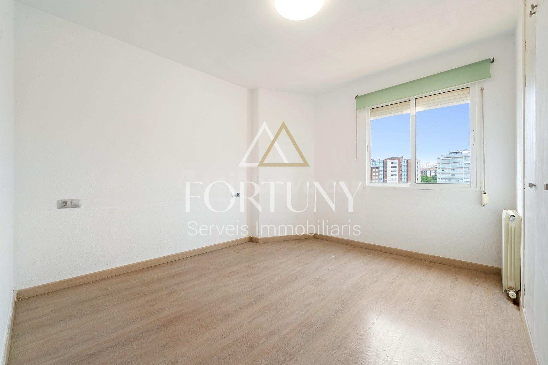 Piso en venta en calle Alt de Sant Pere, Reus. - foto 3
