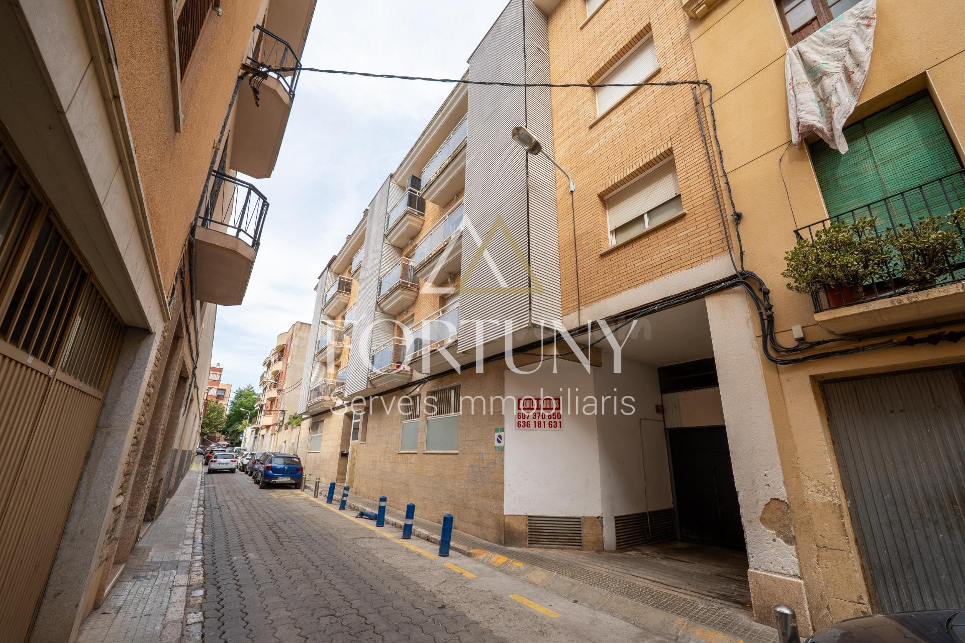 Piso en venta en calle Rafael Casanova, Reus.