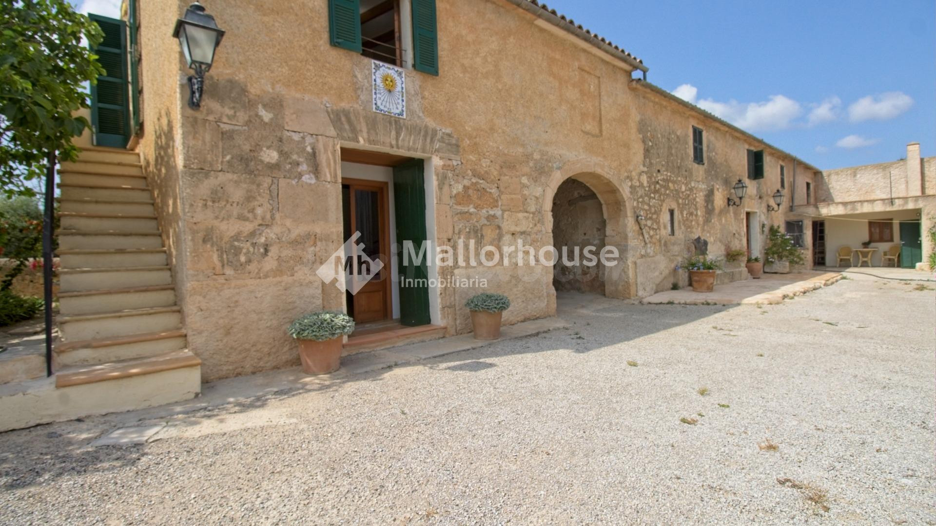Finca rústica 10 habitaciones 905m² en venta - Centro