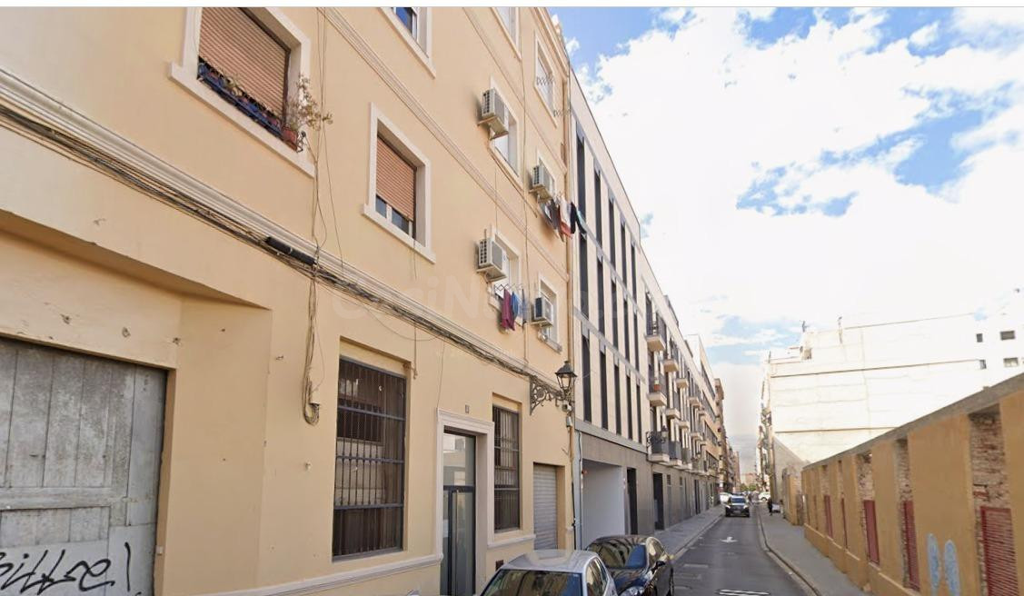 Se Vende Piso en Rentabilidad - (Alquilado) - El Grau Valencia