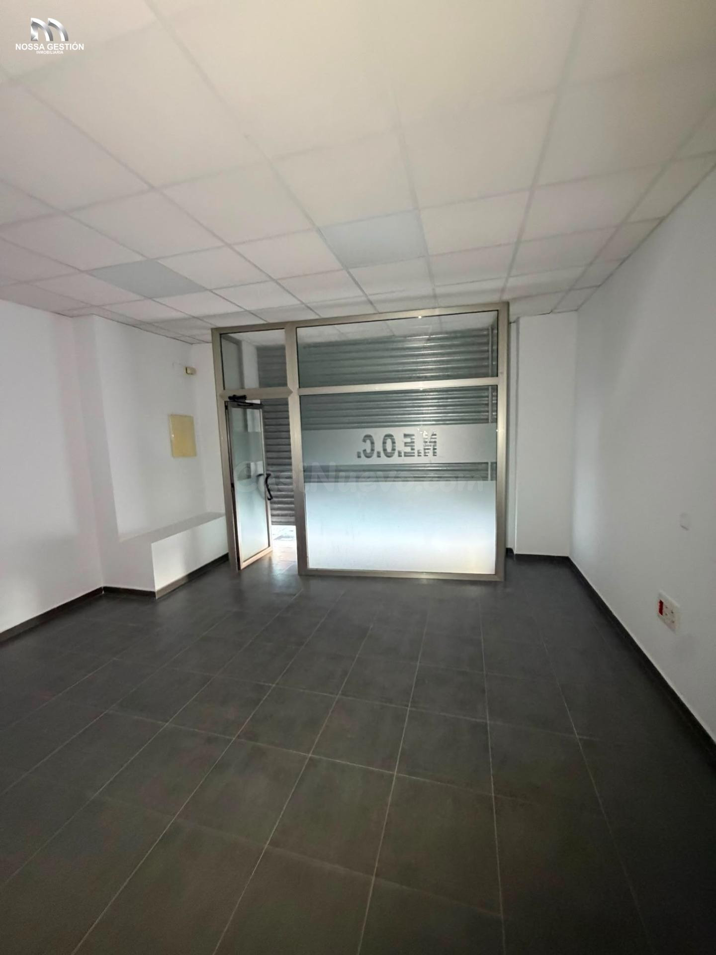 Espectacular - Local Comercial  en Alquiler -  Picassent –