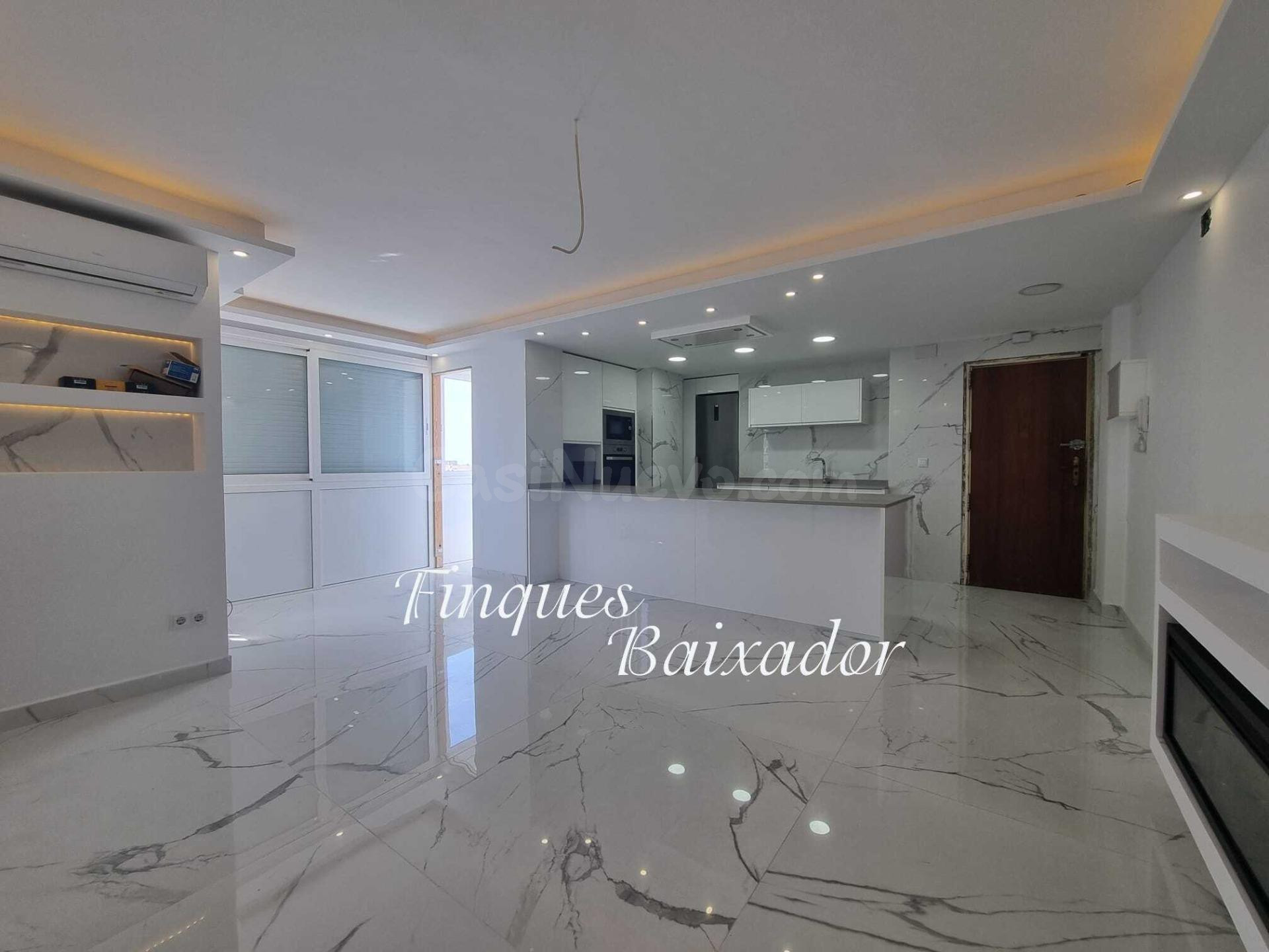 ¡ FINQUES BAIXADOR PRESENTA ESTE PISO DE 3 HABS. EN FINCA CON ASCENSOR!