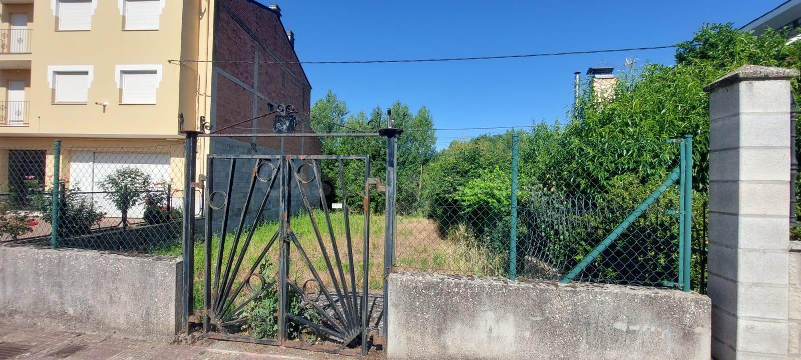 Oportunidad Única: Solar Urbano en Cacabelos