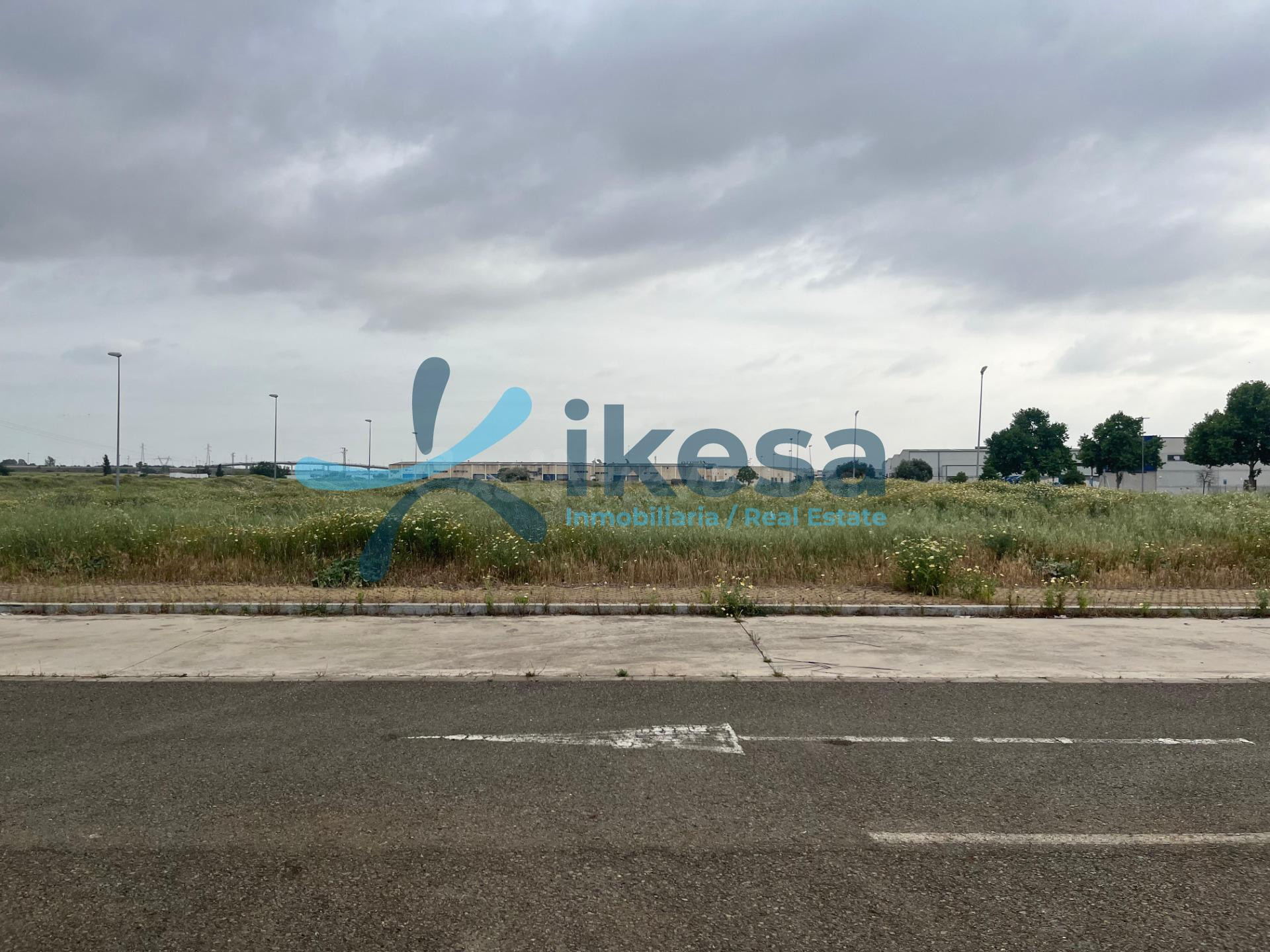 Venta de Suelo Urbano Terciario en Alcalá de Guadaíra (Sevilla)