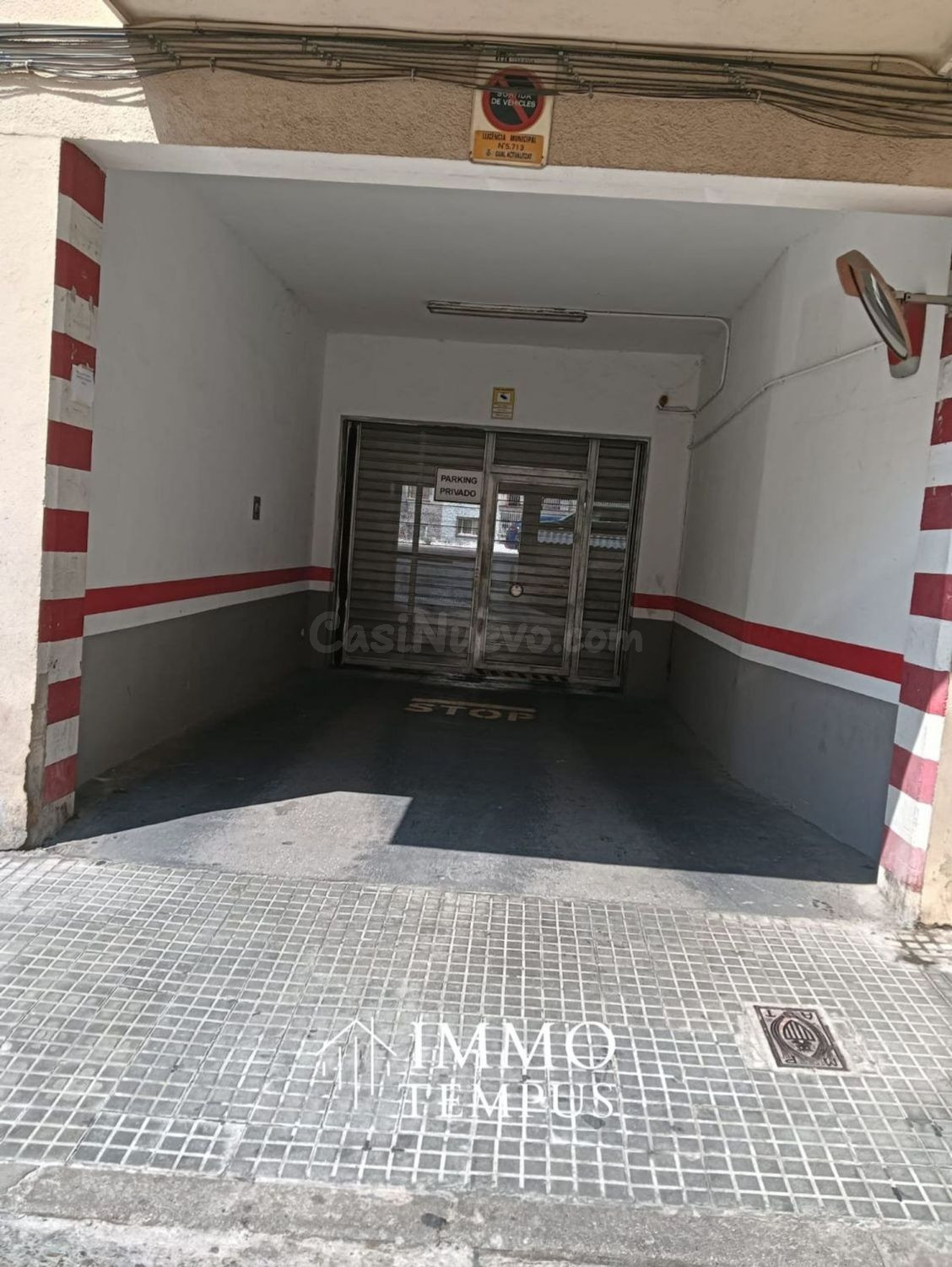 ¡Olvídate de buscar sitio! Amplia plaza de parking en Sant Pere Nord