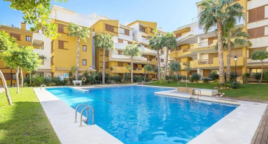 Apartamento 2 habitaciones 122m² en venta - Punta prima