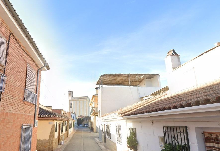 VENTA DE CASA PAREADA EN SANTA FÉ (GRANADA)