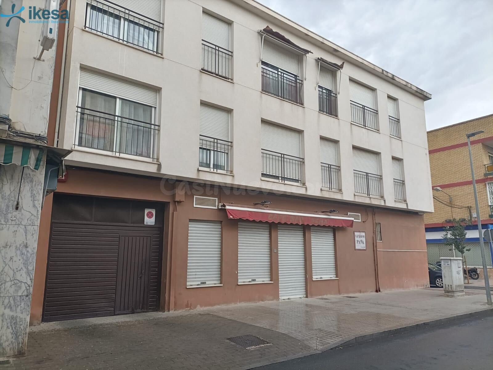 PLAZA DE GARAJE Y TRASTERO PROXIMA  A LA PARROQUIA DE SAN FERNANDO !!.