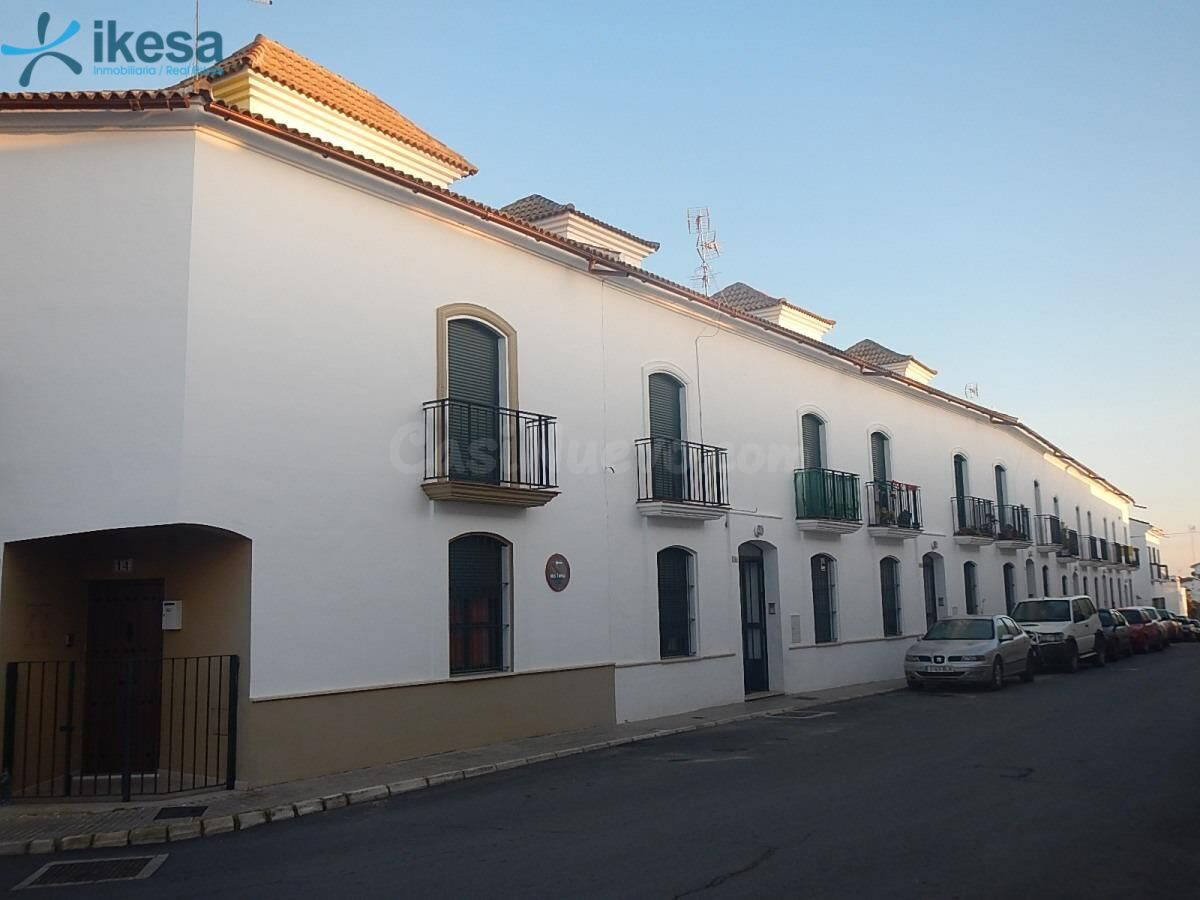 Venta de vivienda en Hinojos, Huelva. ACTIVO INMOBILIRIO SIN POSESIÓN, NO SE PUEDE VISITAR.