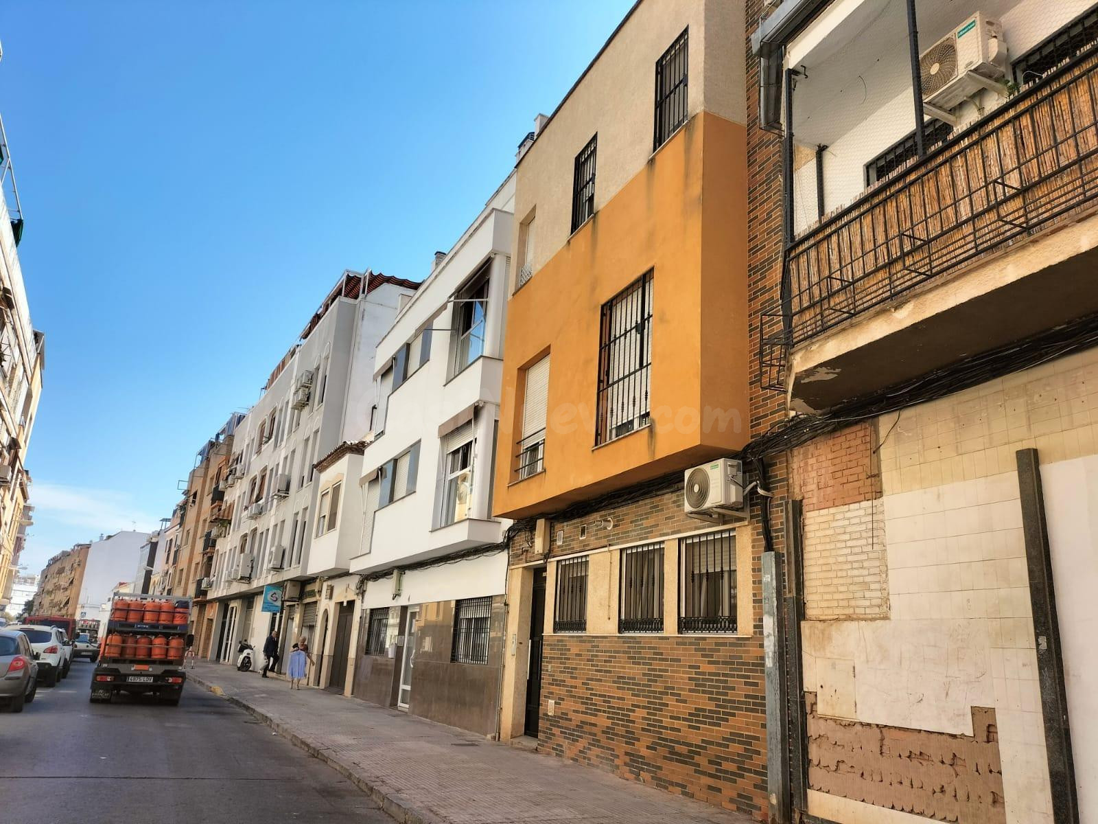 Venta de piso sin posesión en zona de Levante de Córdoba
