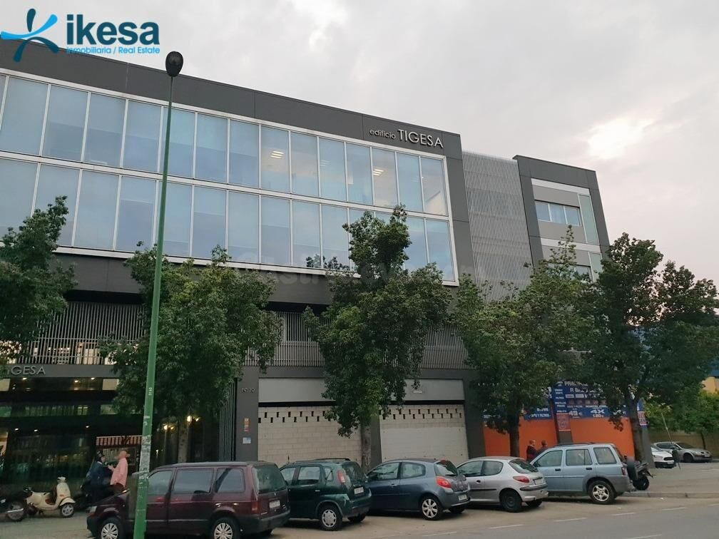 Venta de Local en Edificio TIGESA - Sevilla