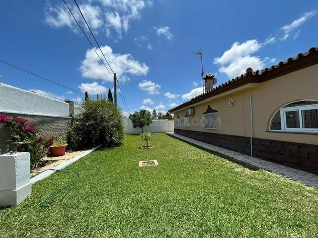 Villa Andaluz con piscina privada