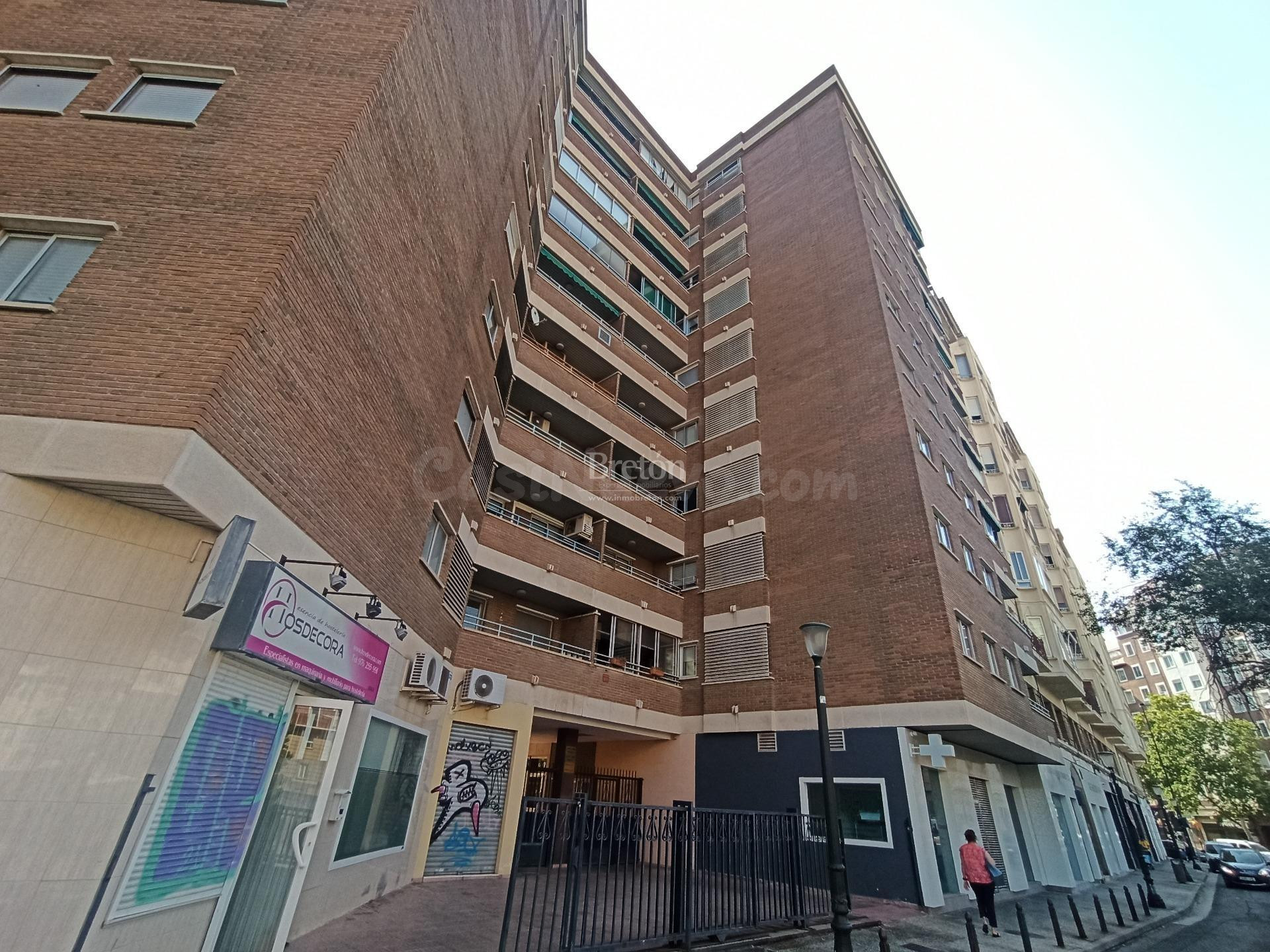 Fantástico piso mueblado para estudiantes.