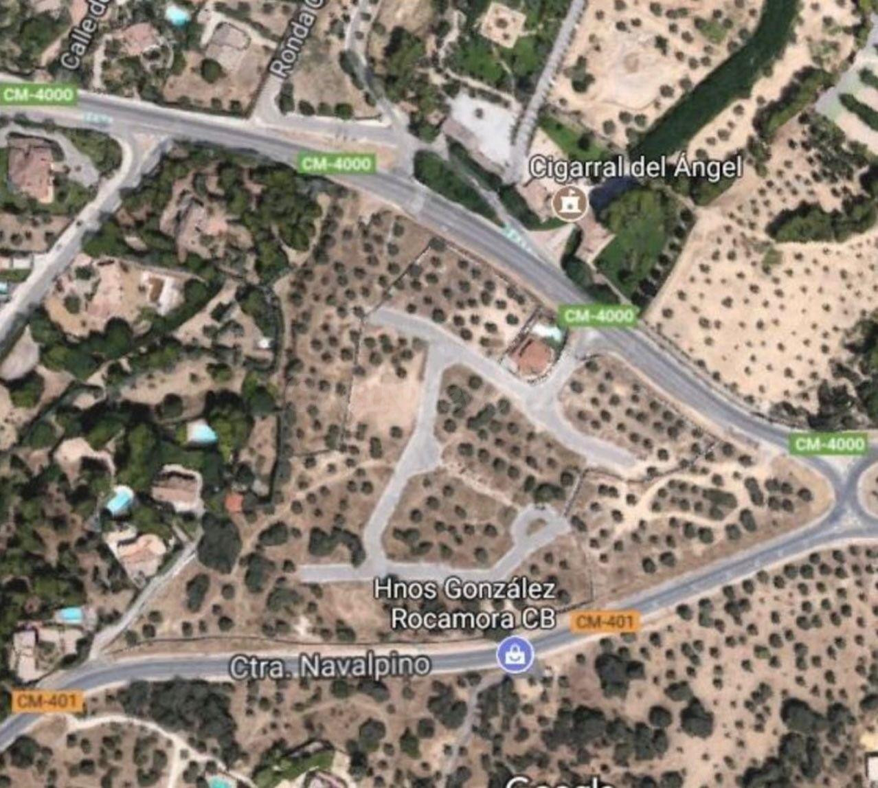 San Bernardo. Parcela con 746 m2. En Urbanización.