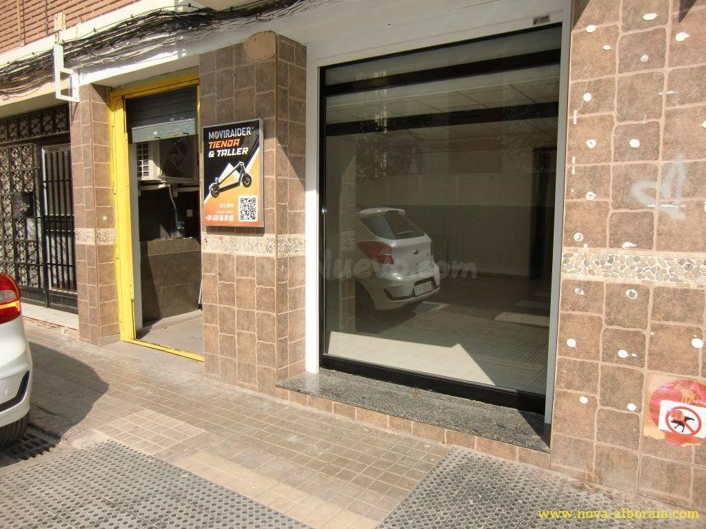 Local comercial 75m² en alquiler - Instituto