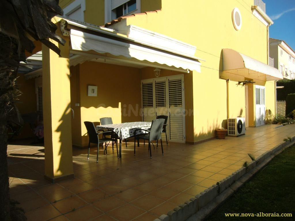 Pareado 4 habitaciones 175m² en venta - Mas Camarena