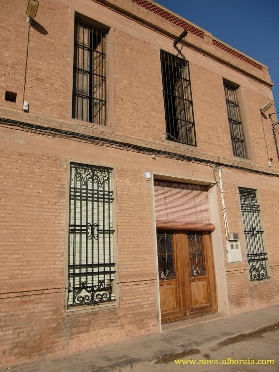 Casa 4 habitaciones 570m² en venta - Huerta - partidas