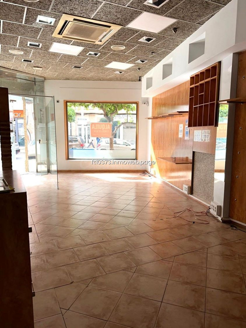 Alquiler de bajo comercial en Alhama de Murcia