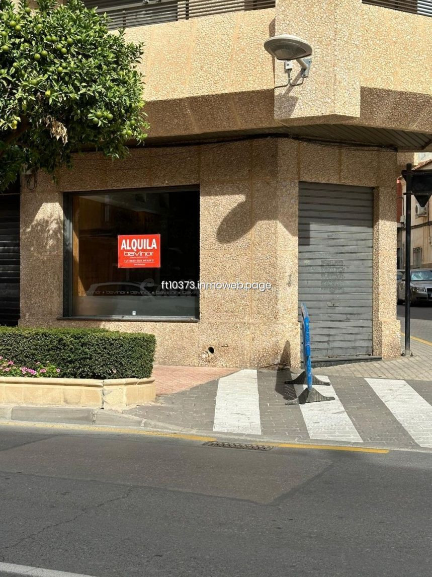 Alquiler de bajo comercial en Alhama de Murcia - foto 2