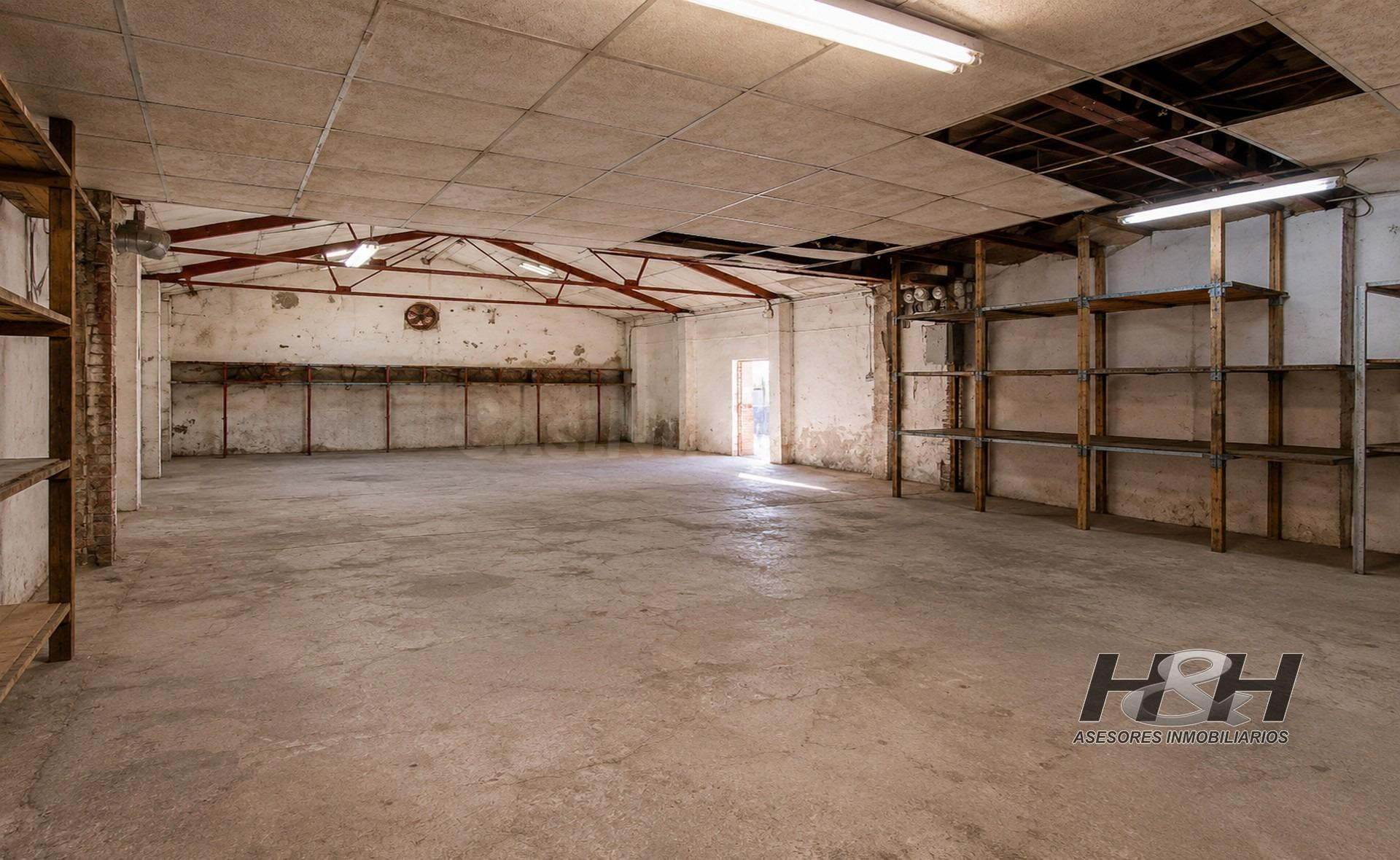 Almacén 414m² en venta - PZA. CONCORDIA