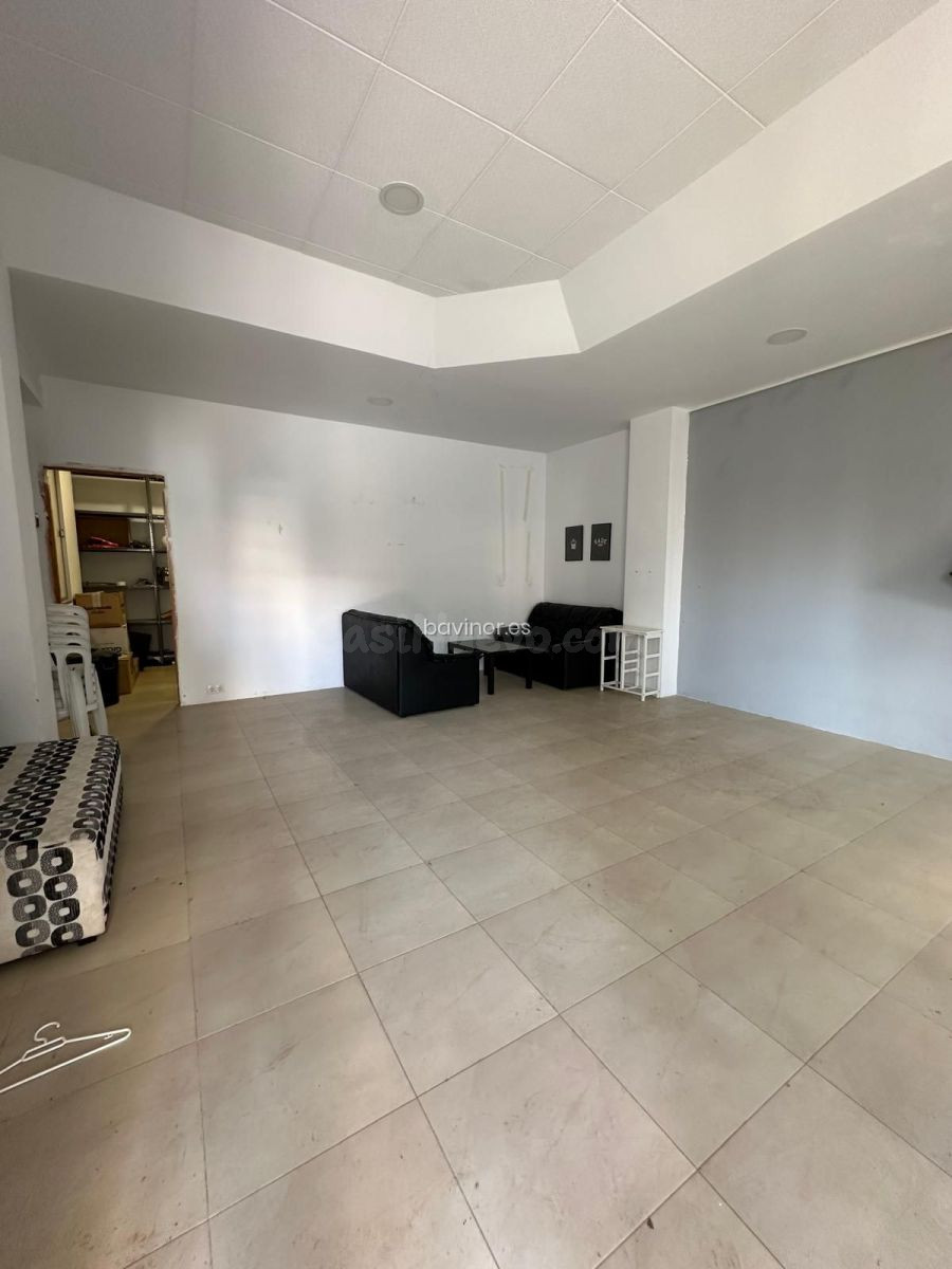 Bajo comercial en esquina en venta — 60 m2 - foto 3