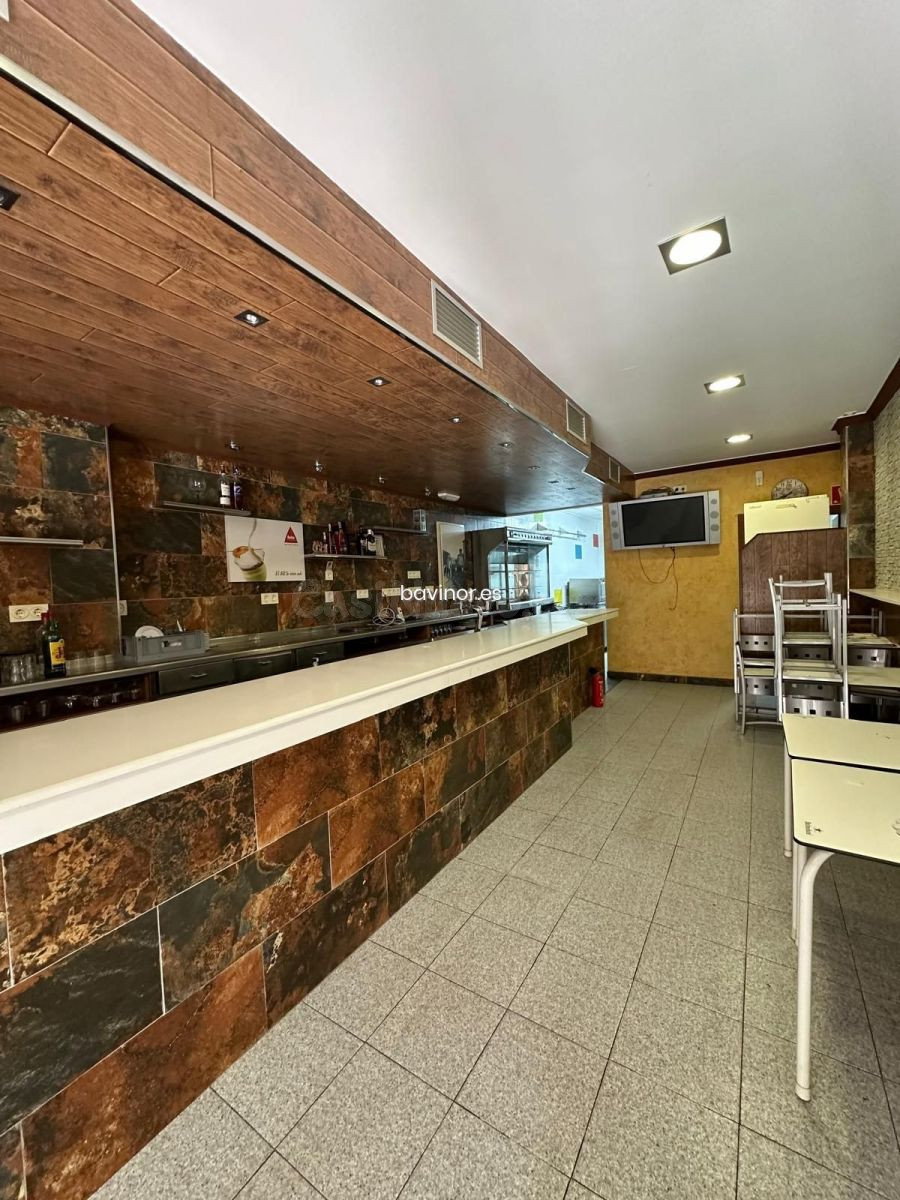 Local comercial en venta en Avenida Juan Carlos I – Alhama d - foto 2