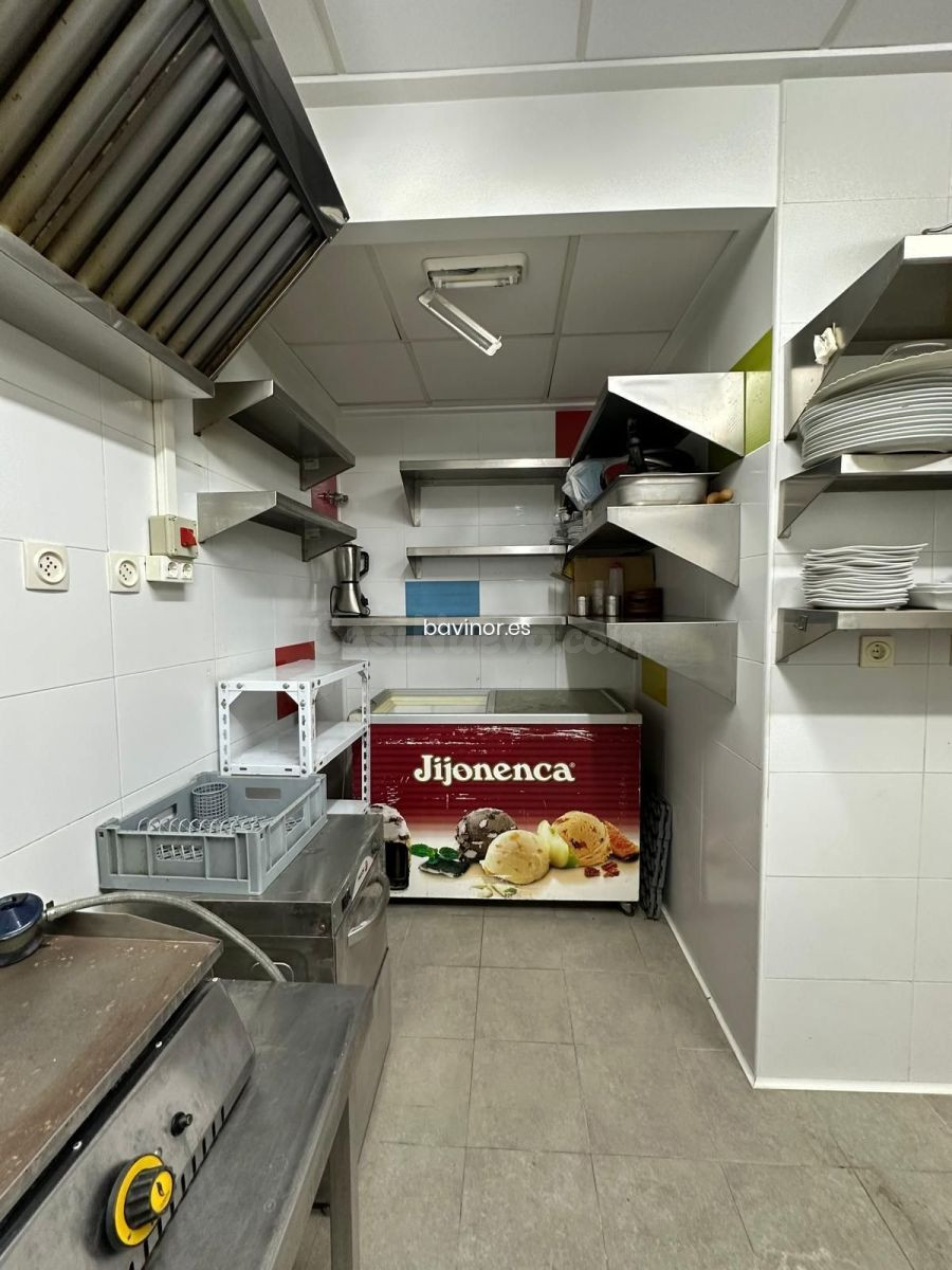 Local comercial en venta en Avenida Juan Carlos I – Alhama d - foto 4