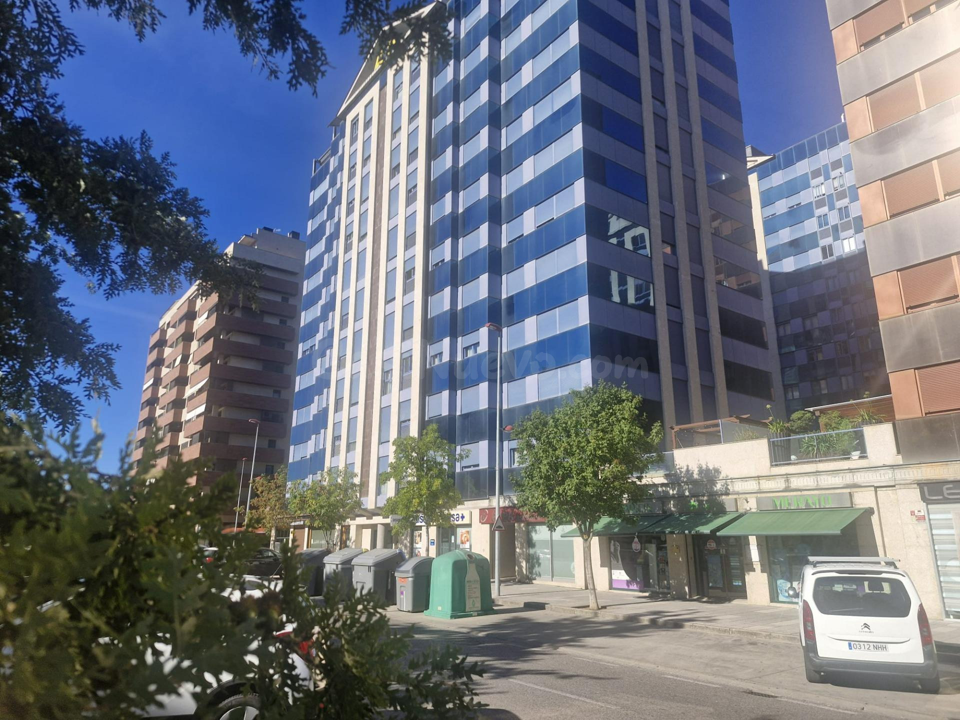 Acogedor Apartamento en La Rosaleda, Ponferrada - ¡Tu nuevo hogar te espera!