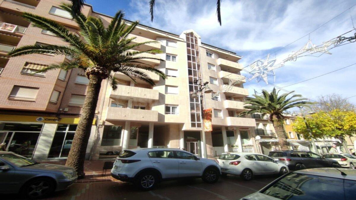 LOCAL COMERCIAL EN VENTA COCENTAINA