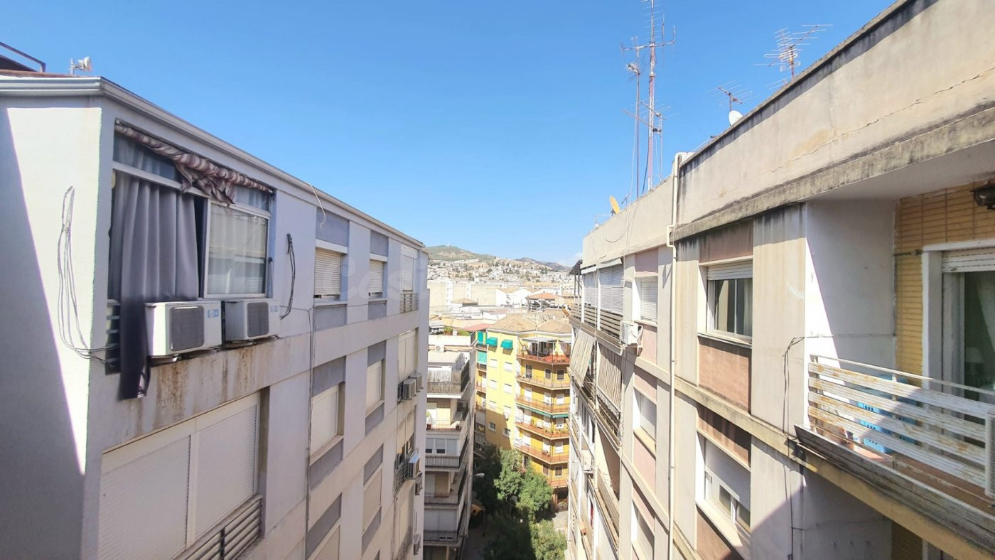 piso en pedro Antonio de Alarcon 75  9ºC