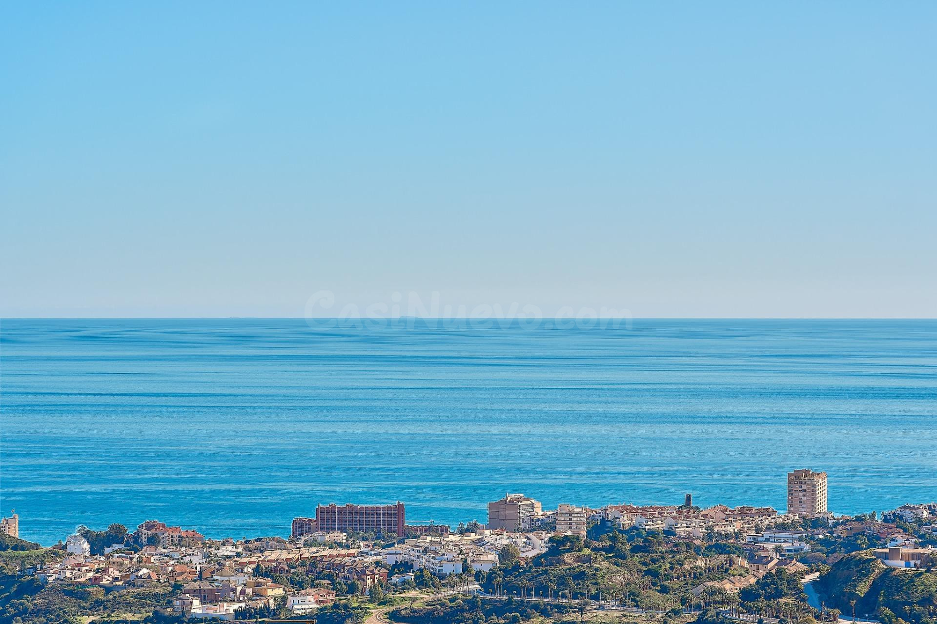 SOLAR DE 4.420 M2 CON VISTAS A MAR EN BENALMÁDENA.