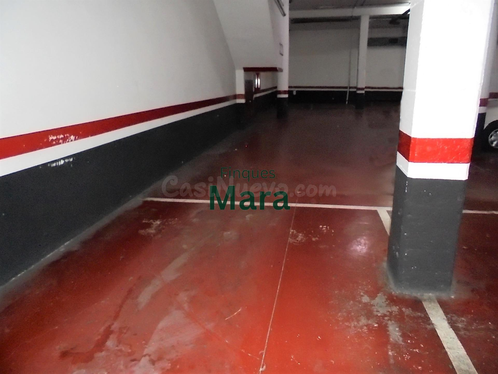 PLAZA DE PARKING EN BUENA ZONA!!