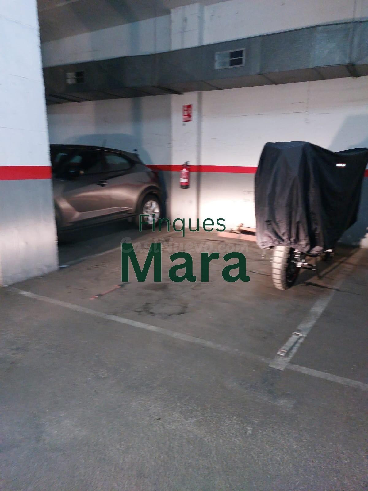 PLAZA DE PARKING EN ZONA VINYETS