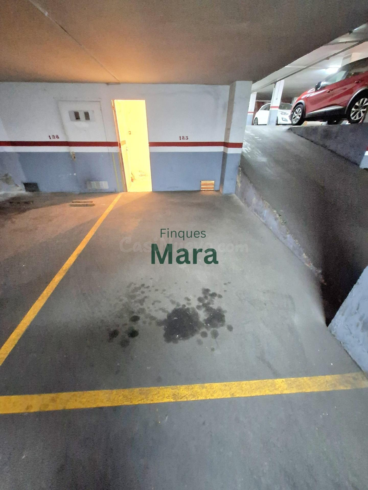 ¡¡¡GRAN PLAZA DE PARKING CON TRASTERO INCLUIDO EN ZONA INMEJORABLE!!!