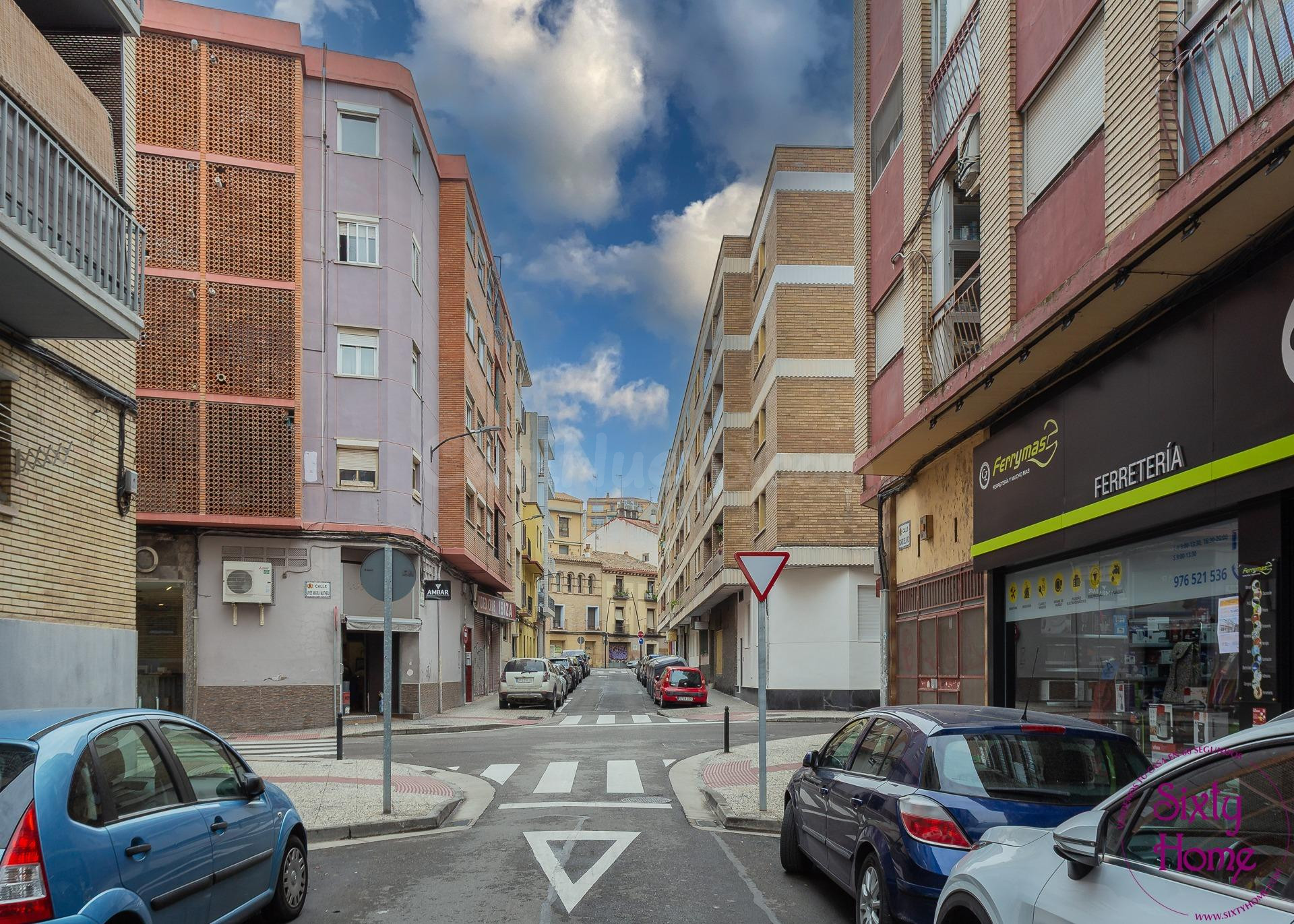 Piso a reformar en Calle Ricardo del Arco