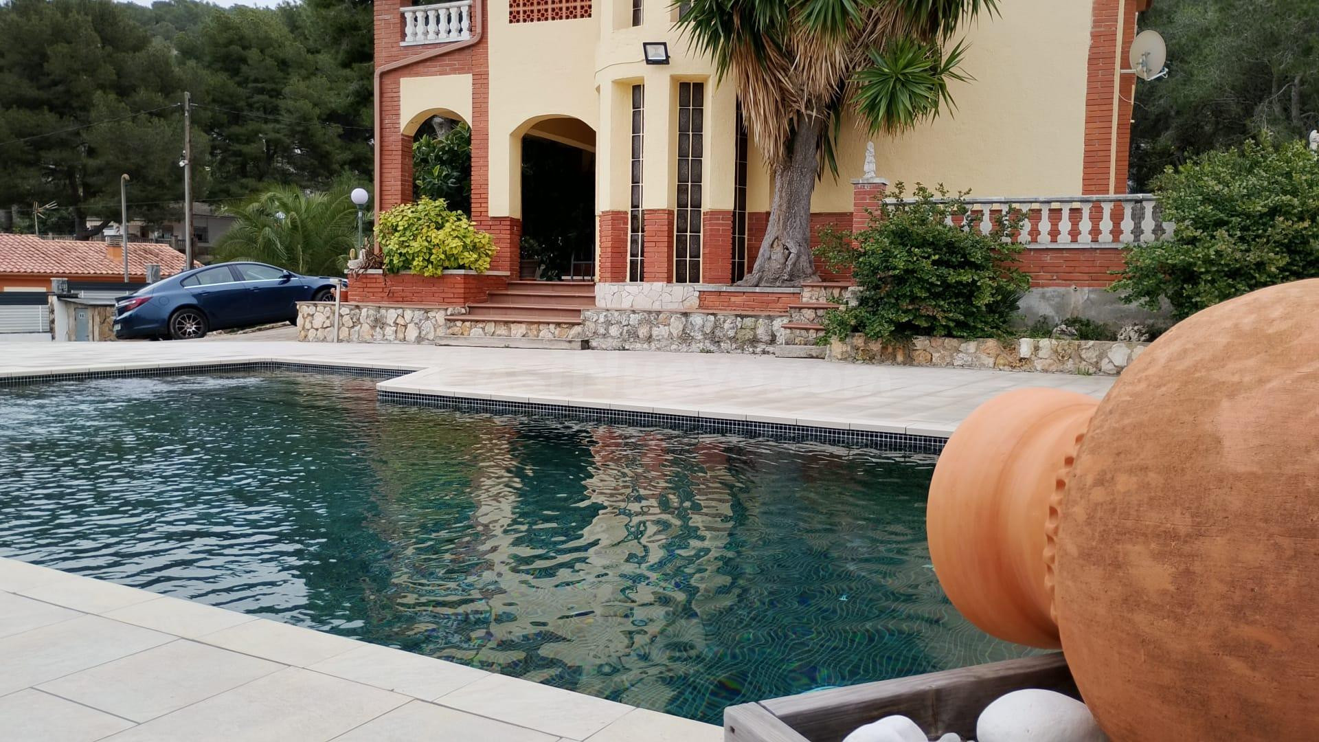 Espléndida Casa en Calafell, Zona Mas Romeu - Ideal para tu 