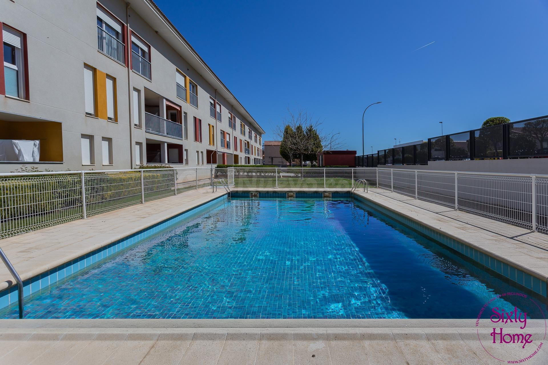 Duplex con piscina en Andorra