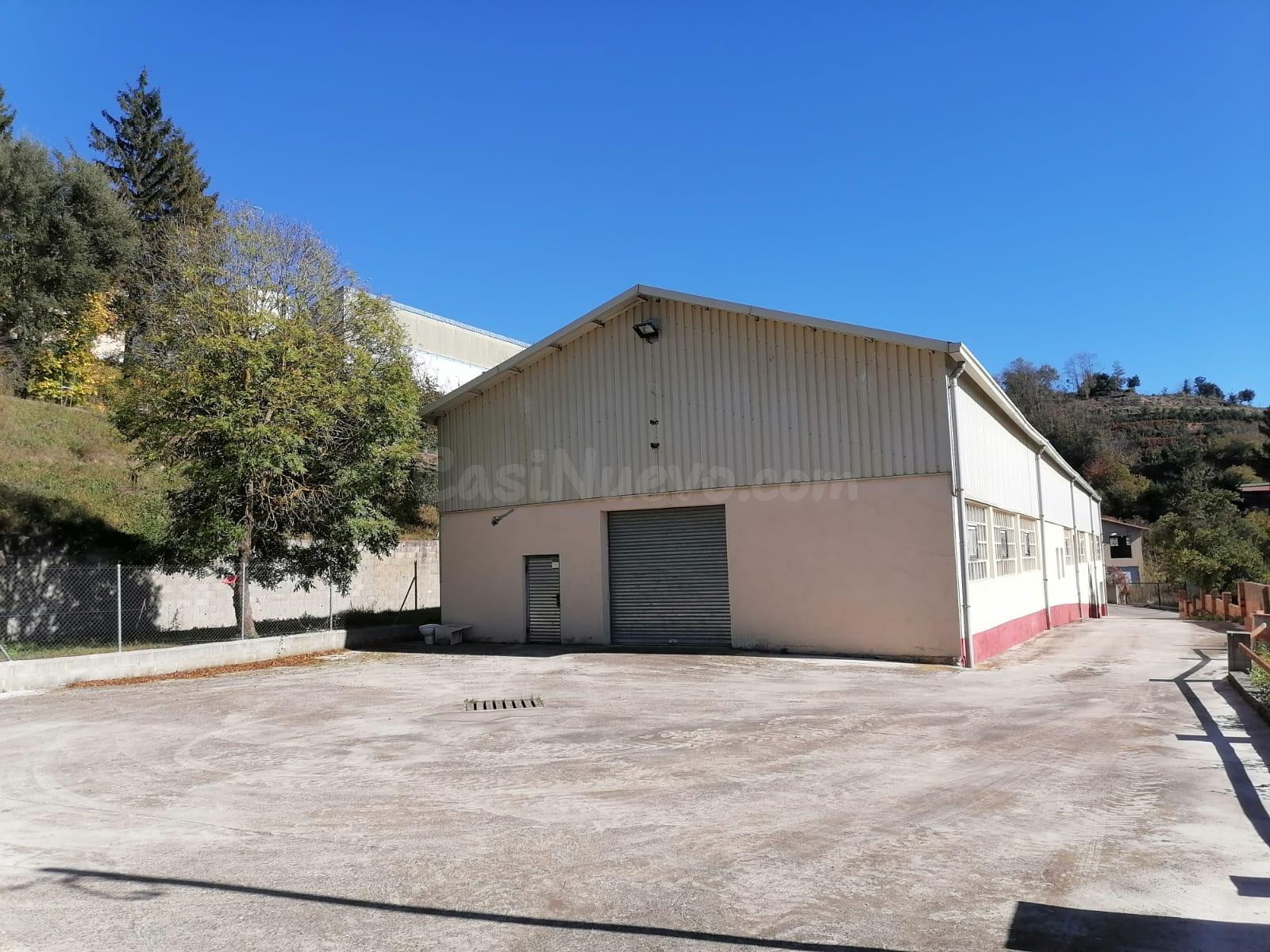 FANTÁSTICA NAVE EN SANT HILARI DE SACALM - foto 4