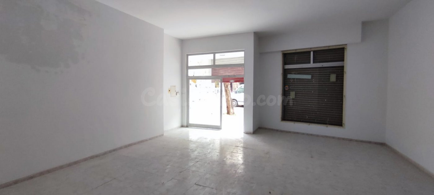 Local comercial 120m² en alquiler - Triunfo Jardin