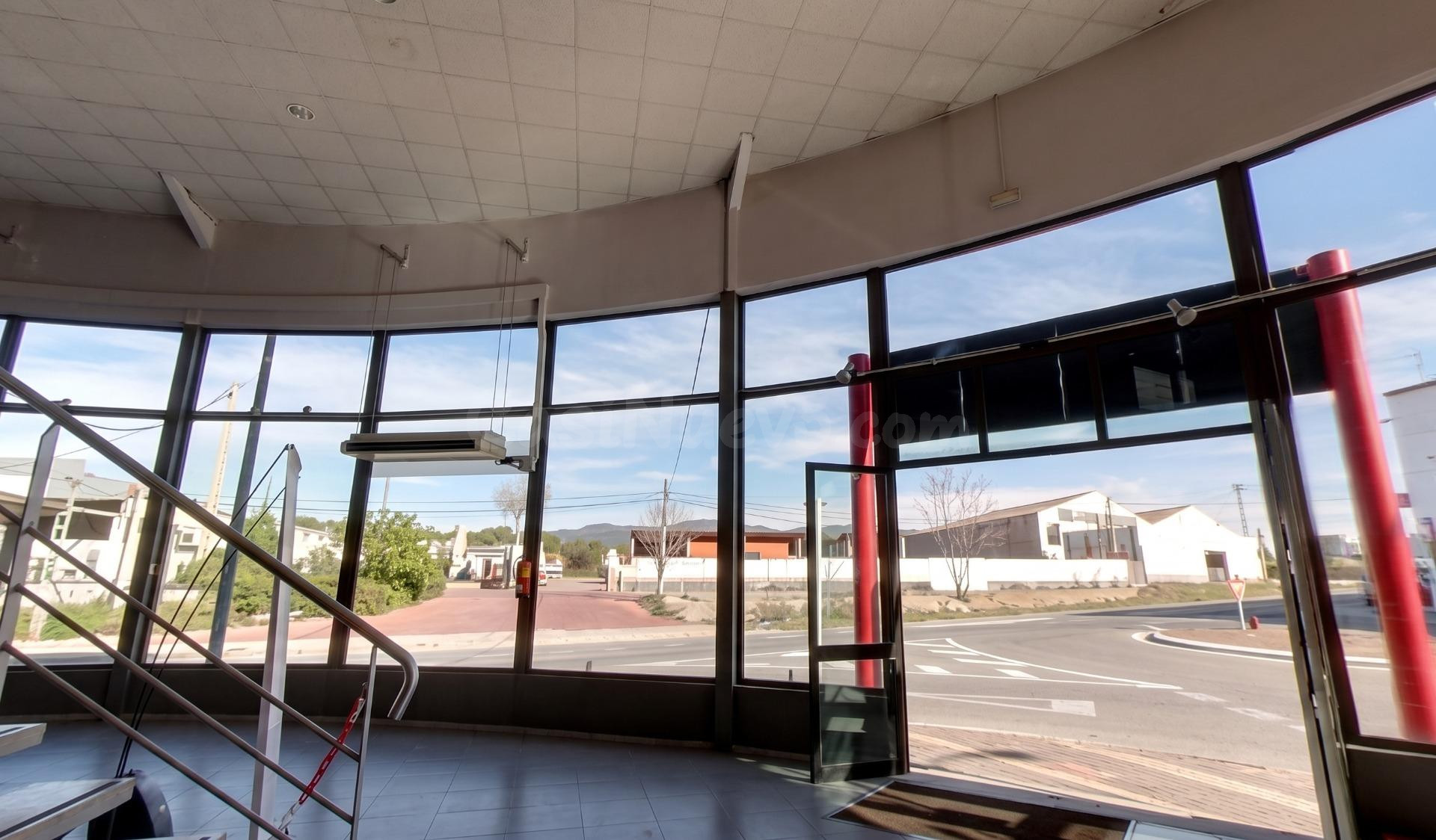 NAVE COMERCIAL EN REUS