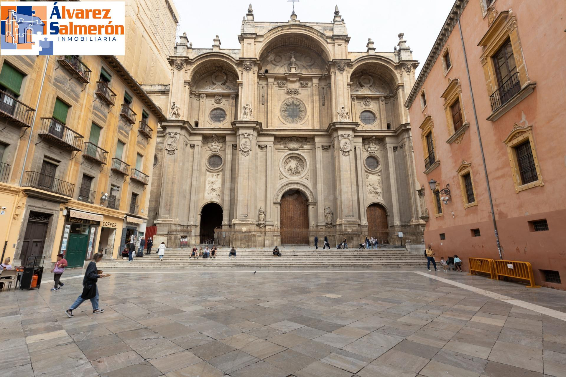 ¡Oportunidad única en el corazón de Granada!